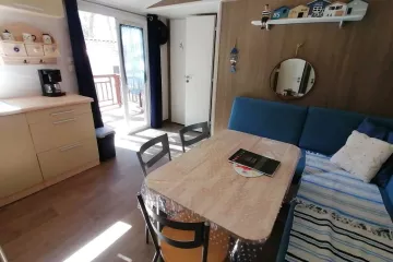 Camping La Pinède