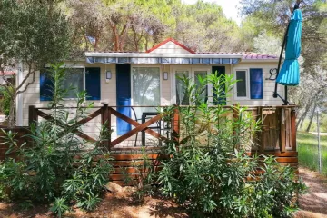 Camping La Pinède