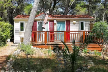 Camping La Pinède