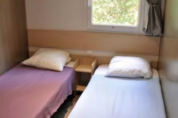 Camping La Pinède