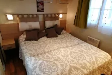 Camping La Pinède