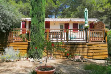 Camping La Pinède