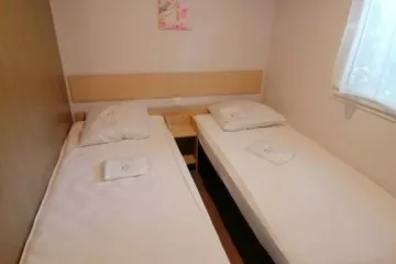 Camping La Pinède