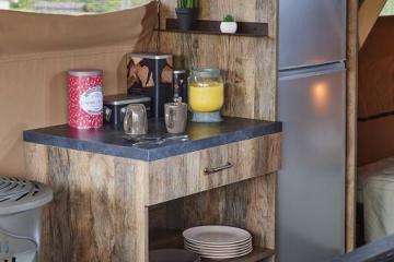 Flower Camping La Rivière