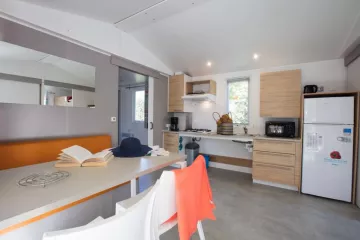 Camping La Roche d'Ully