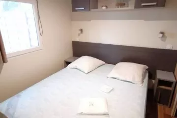 Camping La Pinède