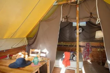Camping La Roche d'Ully