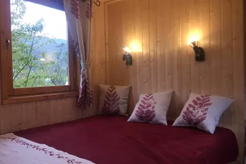 Camping La Roche d'Ully