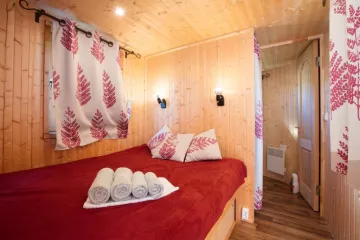 Camping La Roche d'Ully