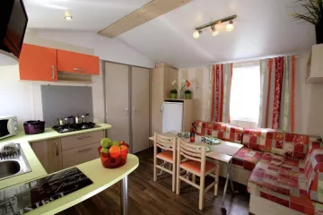 Camping Riez à la Vie - Maeva