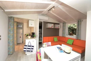 Camping Montana Parc - Gassin Golfe de St Tropez