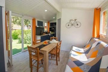 Flower Camping  A La Rencontre du Soleil