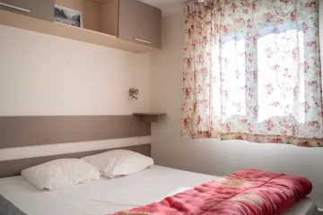 Camping ecodorp Soleil du Pibeste 