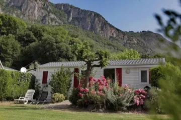Camping ecodorp Soleil du Pibeste 