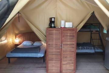 Flower Camping La Rivière