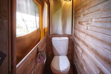 Flower Camping La Rivière