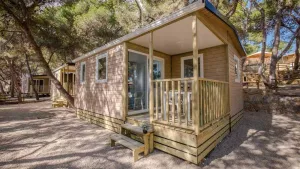 Camping Torre de la Mora