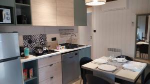 Flower Camping La Rivière