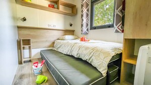 Cottage PREMIUM 3 slaapkamers / 2 badkamers + halfoverdekt terras + TV (36m² / 2022)
