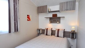 Mobil-home Grand Confort TV Clim - 2 chambres - 4/6 personnes