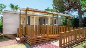 Flower Camping La Rivière