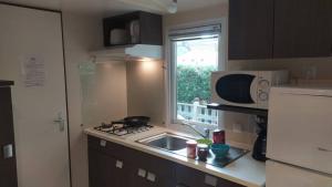 Flower Camping La Rivière