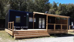 Flower Camping La Rivière