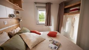 Flower Camping La Rivière