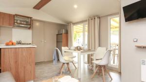 Flower Camping Le Vieux Moulin