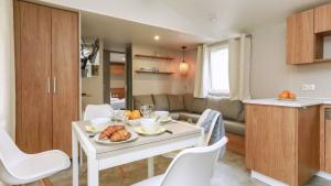 Flower Camping Le Vieux Moulin