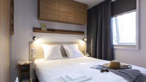 Flower Camping Tamarins Plage 