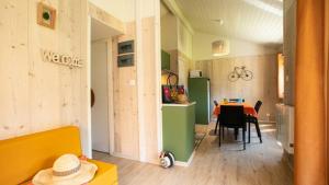 Flower Camping  A La Rencontre du Soleil