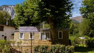 Flower Camping  A La Rencontre du Soleil