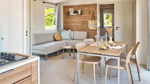 Camping L'Etang du Pays Blanc