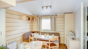 Camping Romanée La Ferme de la Serraz - Maeva 