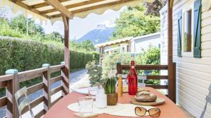 Camping Romanée La Ferme de la Serraz - Maeva 