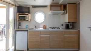 HolaCamp Barcelona by Viajes Velero 