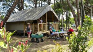 Camping Tamarins Plage