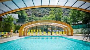 Flower Camping  A La Rencontre du Soleil