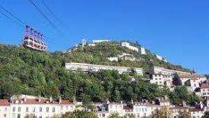 Flower Camping  A La Rencontre du Soleil