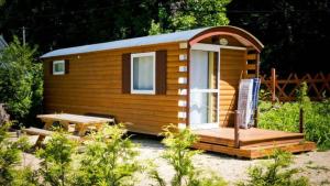 Flower Camping  A La Rencontre du Soleil