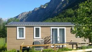 Flower Camping  A La Rencontre du Soleil