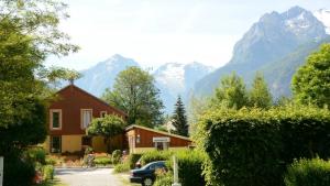 Flower Camping  A La Rencontre du Soleil