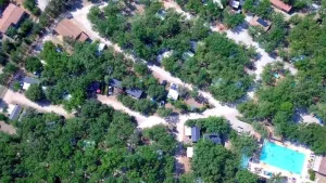 Camping Le Domaine des Chênes Blancs