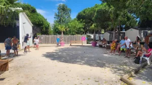Camping Les Flamants Roses - Maeva