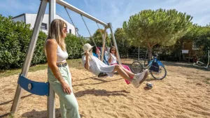 Camping Paradis au Port de l'Houmeau - Maeva
