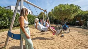 Camping au Port de l'Houmeau - Maeva