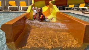 Flower Camping La Rivière