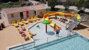 Flower Camping La Rivière