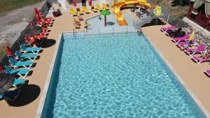 Flower Camping La Rivière